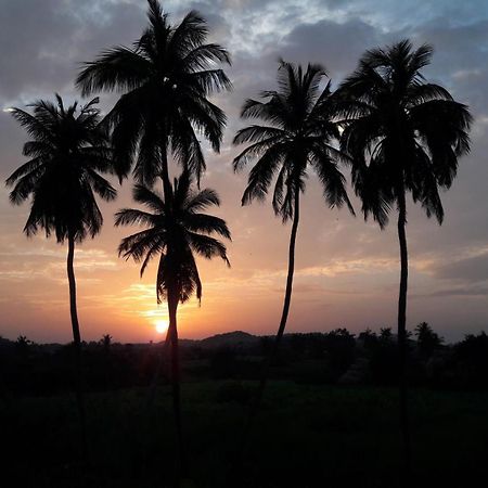 Vaibhav Home Stay Hampi Exterior photo