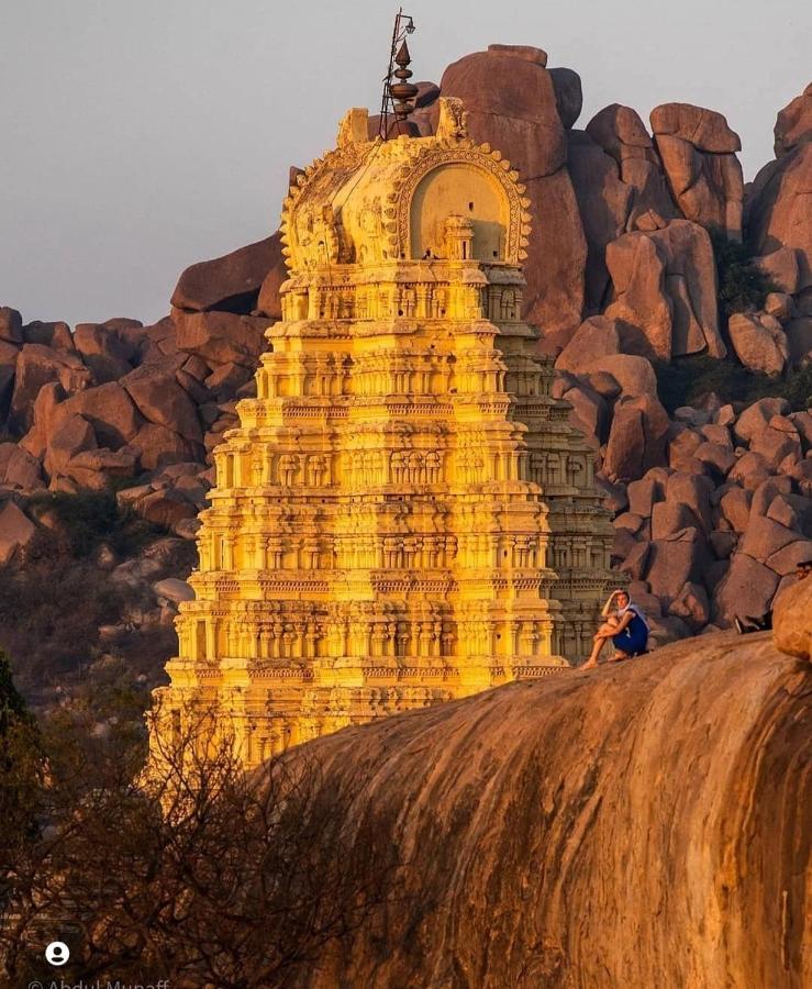 Vaibhav Home Stay Hampi Exterior photo