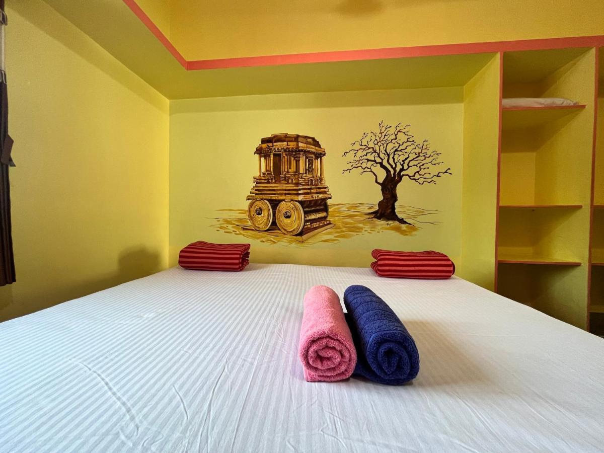 Vaibhav Home Stay Hampi Exterior photo